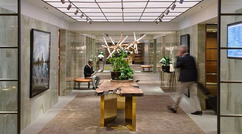 Entrance view of Cathay Pacific's The Pier Lounge